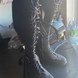 Piper combat boots